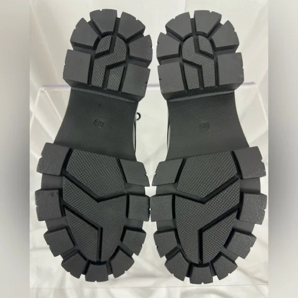 Madden Girl ‘G TRIX' Black Faux Leather Lace Up Platform Loafers Women's.    6.5 - Picture 6 of 6